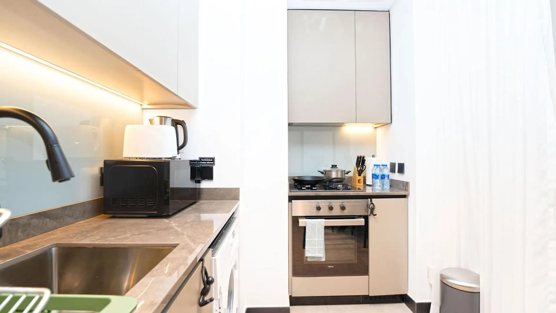 Easygo - Northside Tower 2 Canal View Dubaj